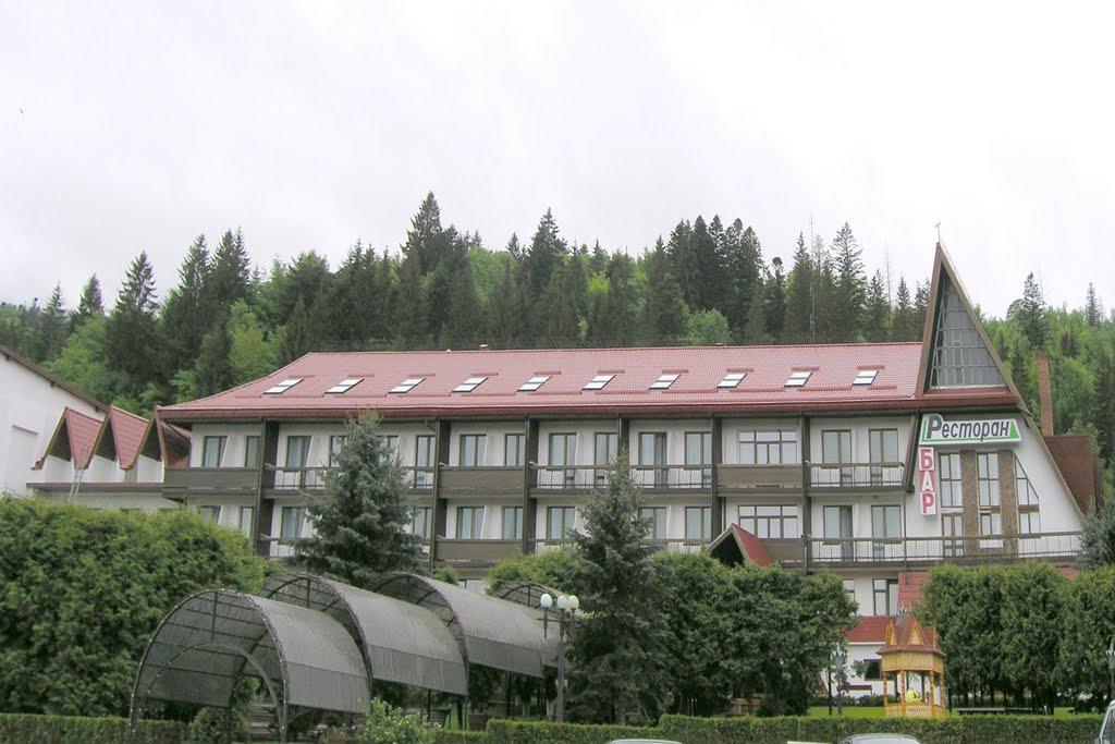 Karpaty Otel Yaremche Dış mekan fotoğraf