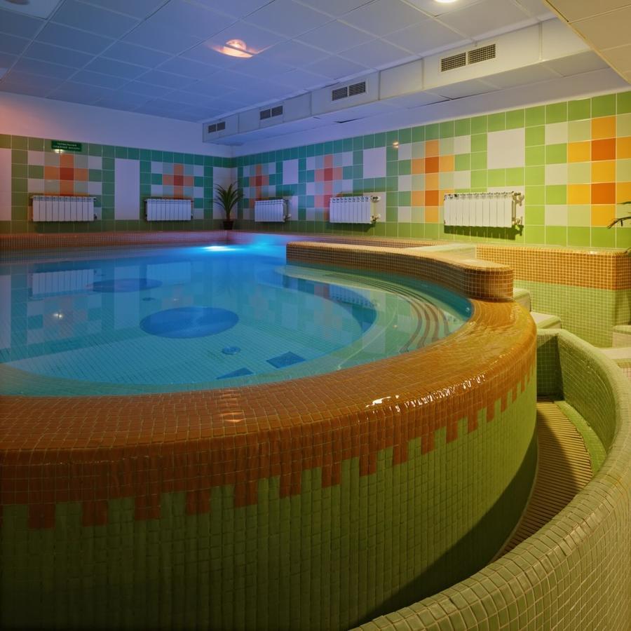 Karpaty Otel Yaremche Dış mekan fotoğraf