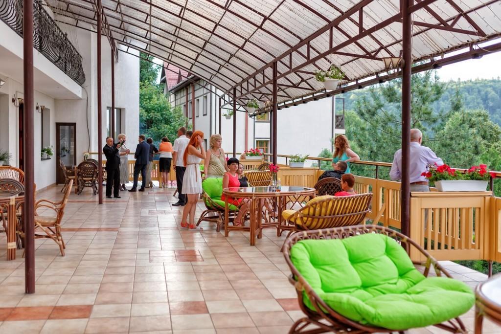 Karpaty Otel Yaremche Dış mekan fotoğraf