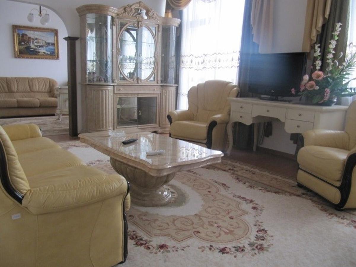 Karpaty Otel Yaremche Dış mekan fotoğraf