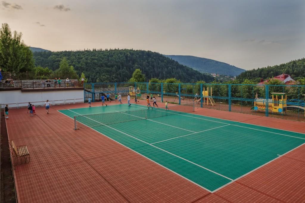 Karpaty Otel Yaremche Dış mekan fotoğraf