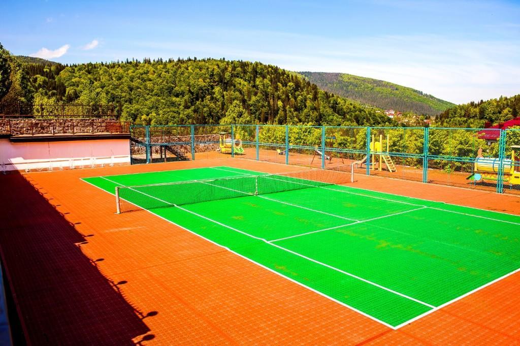 Karpaty Otel Yaremche Dış mekan fotoğraf